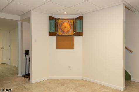 16 Steeplechase Lane Franklin NJ 08802