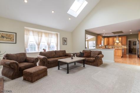 16 Steeplechase Lane Franklin NJ 08802