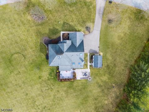 16 Steeplechase Lane Franklin NJ 08802
