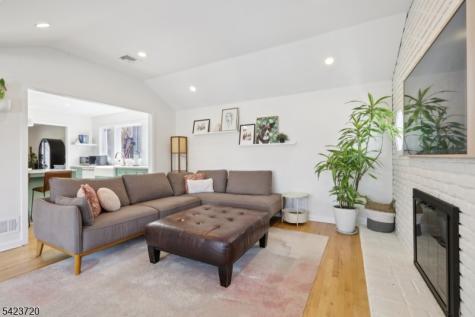 67 Woodland Avenue Verona NJ 07044