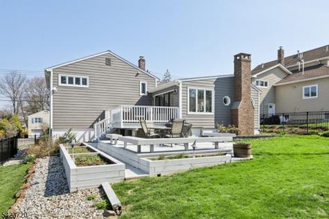 67 Woodland Avenue Verona NJ 07044