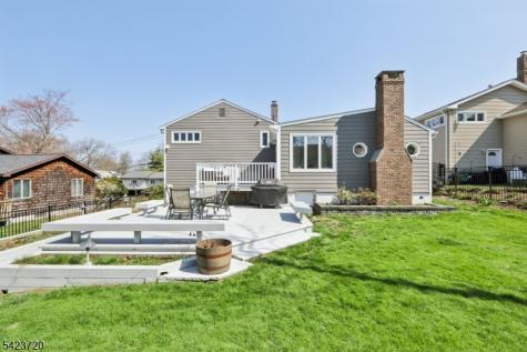 67 Woodland Avenue Verona NJ 07044