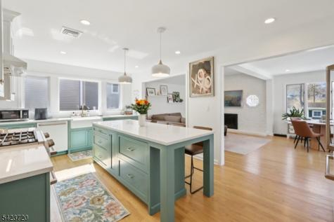 67 Woodland Avenue Verona NJ 07044