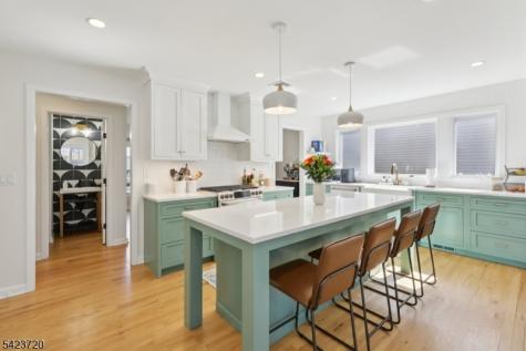 67 Woodland Avenue Verona NJ 07044