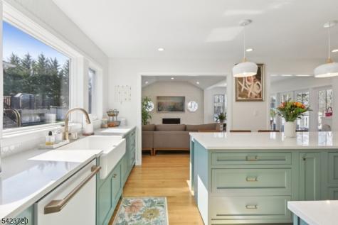 67 Woodland Avenue Verona NJ 07044