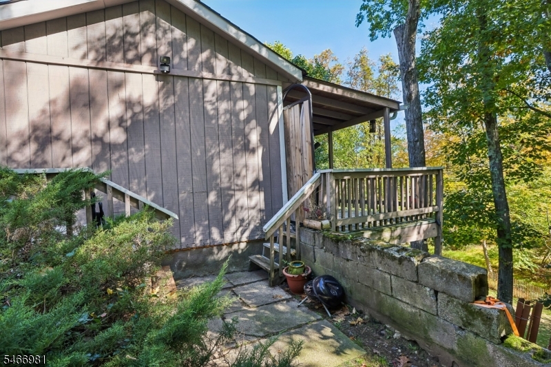 47 Jefferson Trail Hopatcong NJ 07843