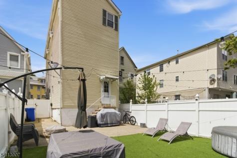 32 Cedar Avenue Elizabeth NJ 07202