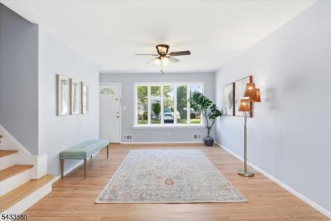 27 Carolyn Road Belleville NJ 07109