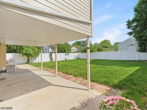 27 Carolyn Road Belleville NJ 07109