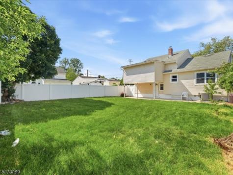 27 Carolyn Road Belleville NJ 07109