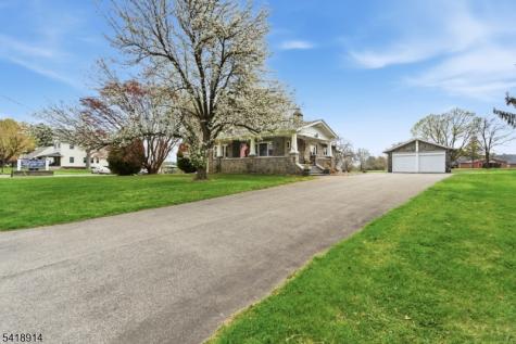 1316 Belvidere Road Lopatcong NJ 08865