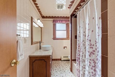 1316 Belvidere Road Lopatcong NJ 08865