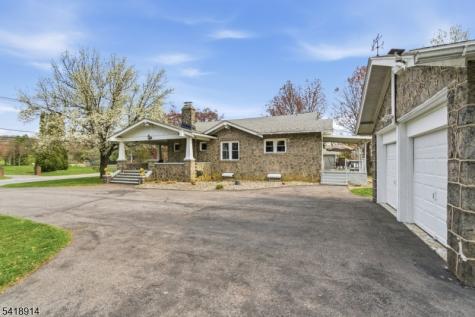 1316 Belvidere Road Lopatcong NJ 08865