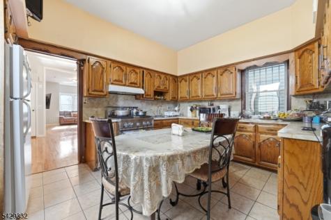 22 Lentz Avenue Newark NJ 07105