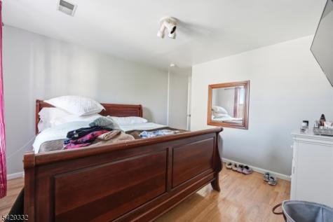 22 Lentz Avenue Newark NJ 07105