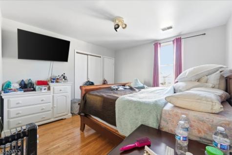 22 Lentz Avenue Newark NJ 07105
