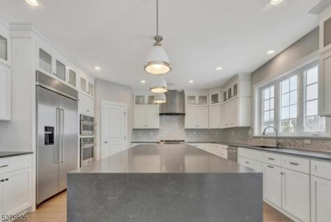 15 Roxbury Road Mahwah NJ 07430