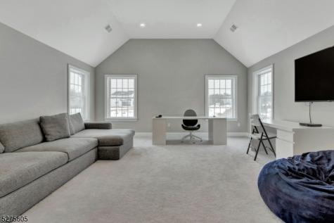 15 Roxbury Road Mahwah NJ 07430
