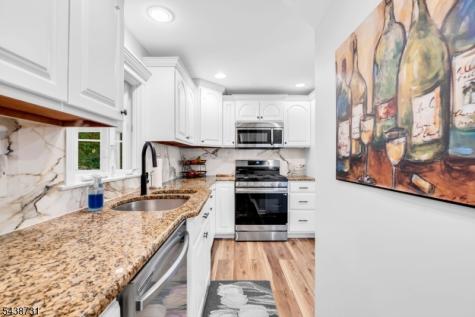 28 Long View Trail Denville NJ 07834