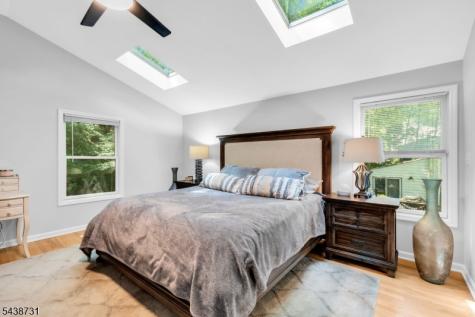 28 Long View Trail Denville NJ 07834
