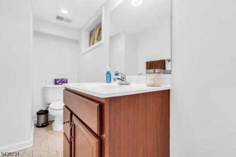 28 Long View Trail Denville NJ 07834