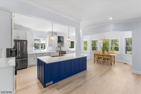 15 Spring Hunter Court Green NJ 07821