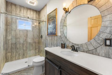 15 Spring Hunter Court Green NJ 07821
