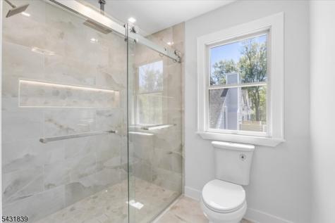 15 Spring Hunter Court Green NJ 07821