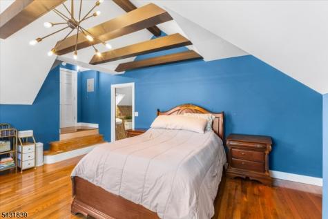 15 Spring Hunter Court Green NJ 07821