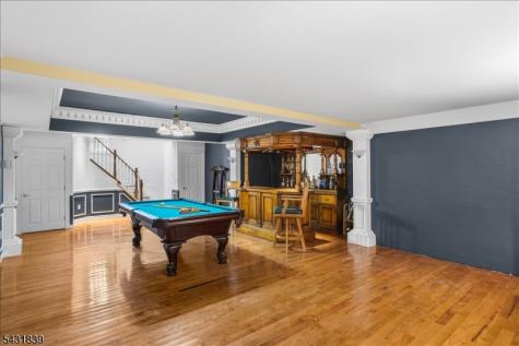 15 Spring Hunter Court Green NJ 07821