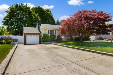 5 Elizabeth Court Edison NJ 08817