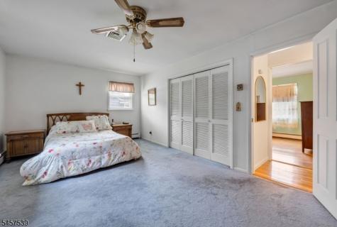 69 Forest Drive Pequannock NJ 07444