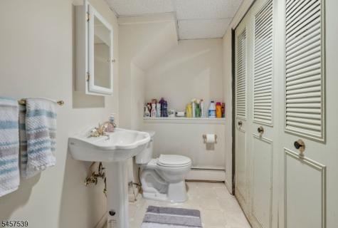 69 Forest Drive Pequannock NJ 07444