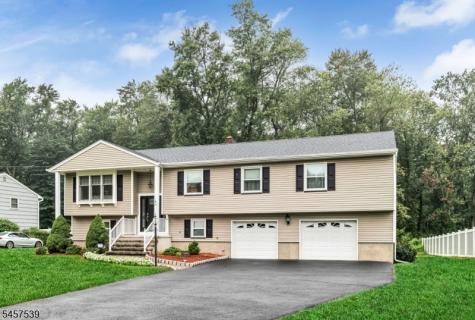 69 Forest Drive Pequannock NJ 07444