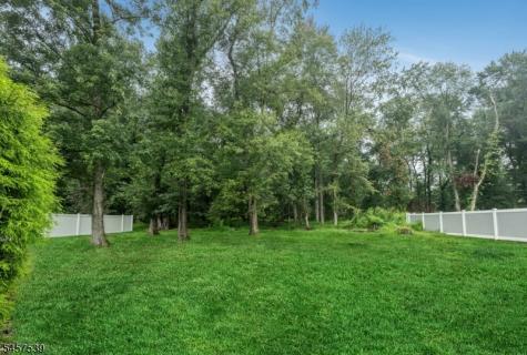 69 Forest Drive Pequannock NJ 07444