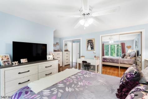 19 Glenview Drive West Orange NJ 07052