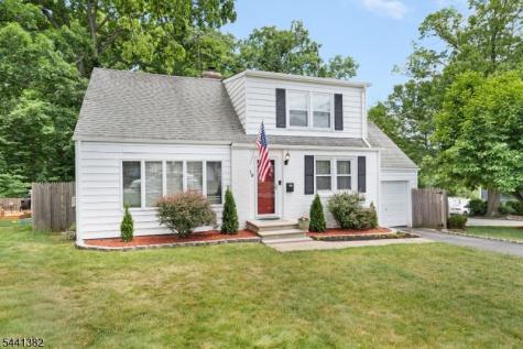 19 Glenview Drive West Orange NJ 07052