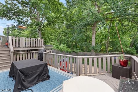 19 Glenview Drive West Orange NJ 07052