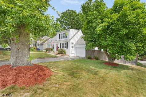 19 Glenview Drive West Orange NJ 07052