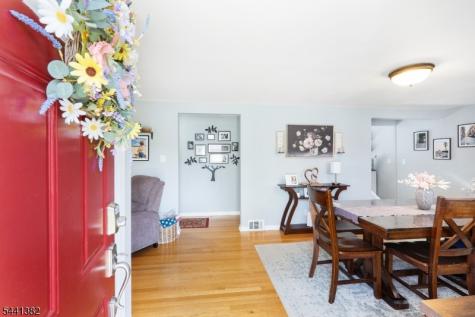 19 Glenview Drive West Orange NJ 07052