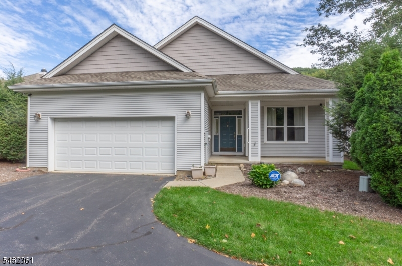 43 Tannery Hill Drive Hardyston NJ 07419