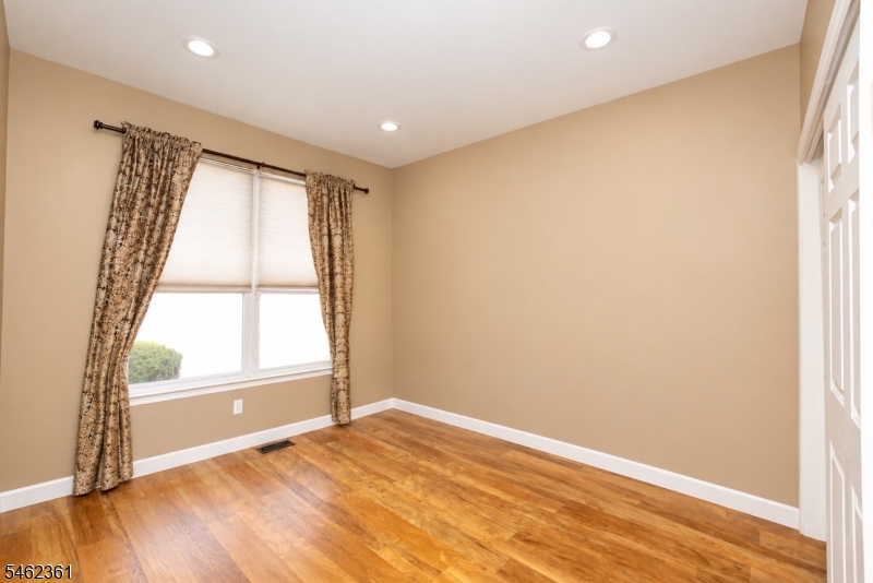 43 Tannery Hill Drive Hardyston NJ 07419