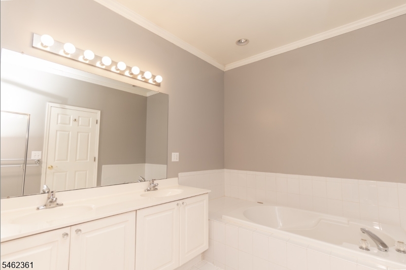 43 Tannery Hill Drive Hardyston NJ 07419