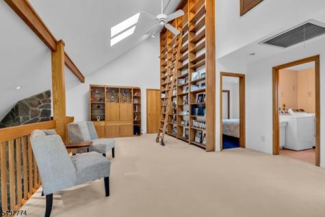 209 Squaw Trail Hopatcong NJ 07821