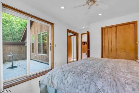 209 Squaw Trail Hopatcong NJ 07821