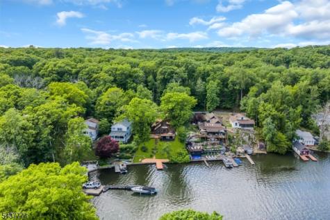 209 Squaw Trail Hopatcong NJ 07821