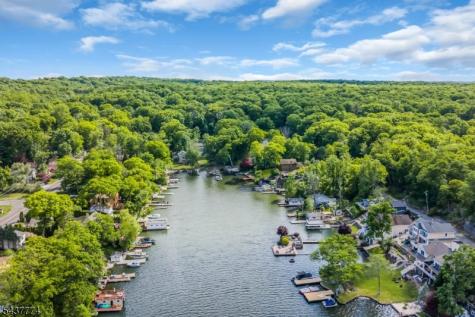 209 Squaw Trail Hopatcong NJ 07821