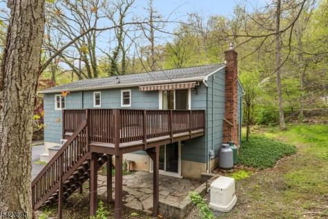 26 Tamarack Road Byram NJ 07821