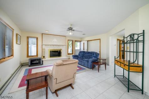 147 11TH Street Wood-ridge NJ 07075