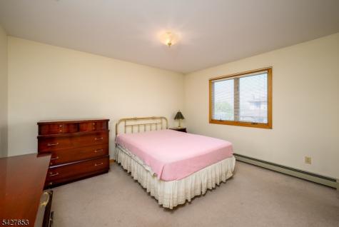 147 11TH Street Wood-ridge NJ 07075